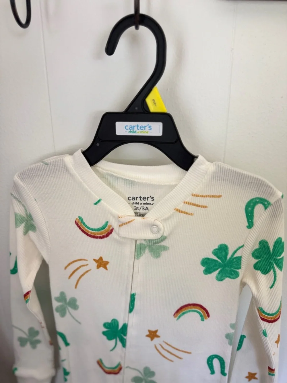🌈☘️ NWT Carter’s 100% Cotton Shamrock Footie Sleeper 3T - Picture 3 of 7